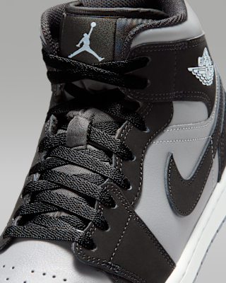 Air Jordan 1 Mid Men's Shoes. Nike SE
